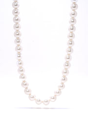 The Classic Pearl Necklace