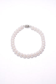 The Traditional Pearl Bracelet