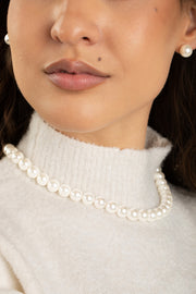The Classic Pearl Necklace